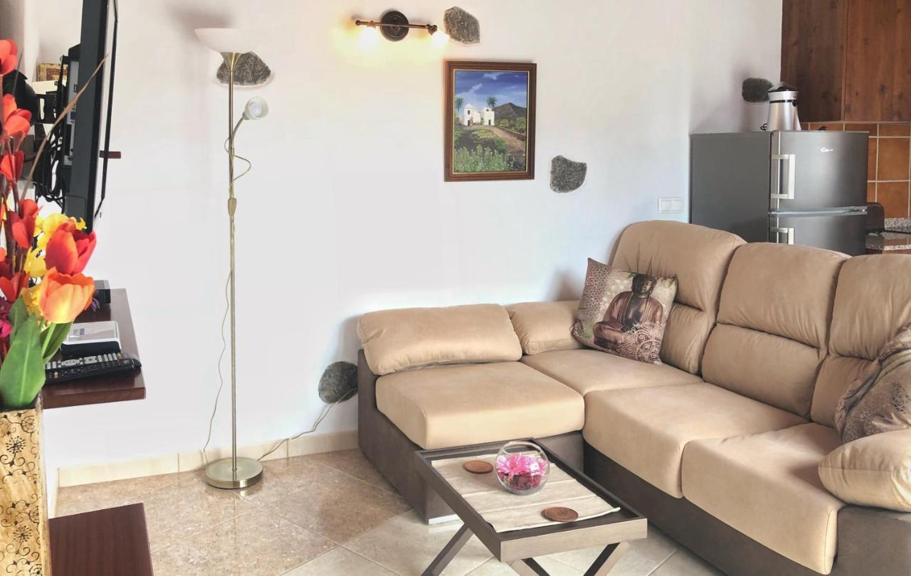 Sun, Relax & Lava, Free Wifi 600Mb, Bbq Villa Tinajo Bagian luar foto